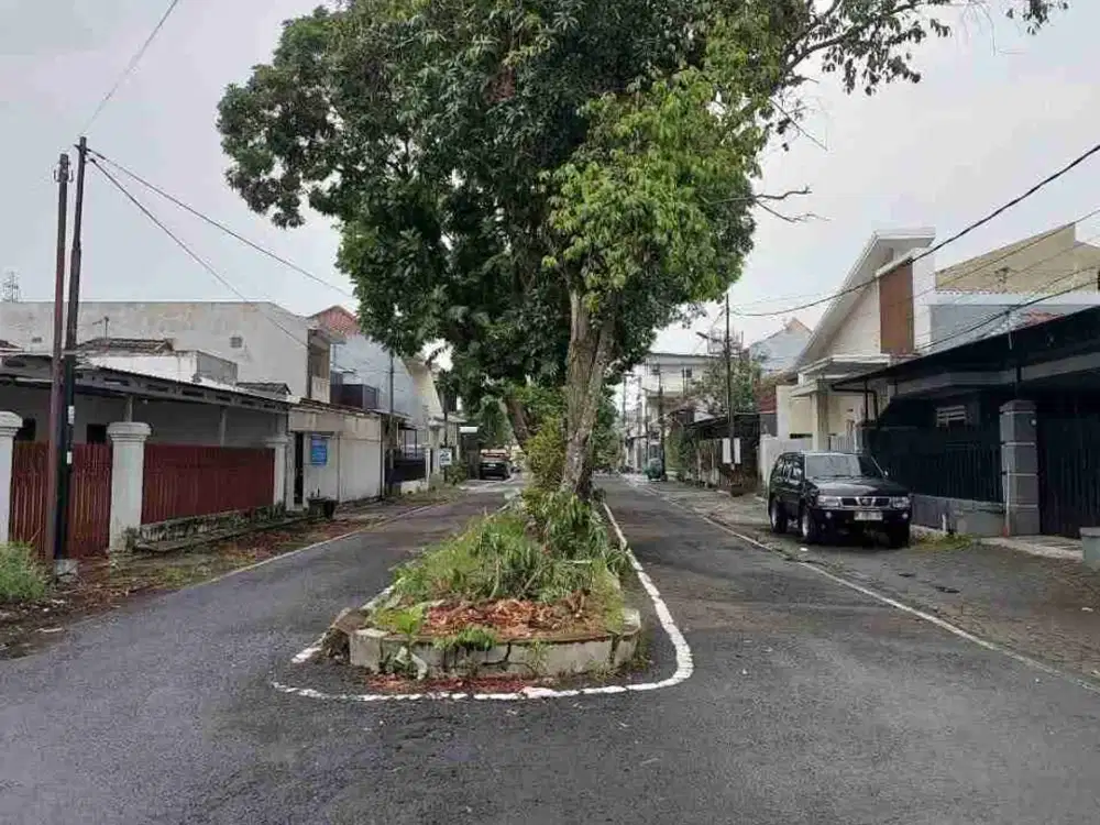 Di jual kost jalan kaki ke kampus Widya Gama