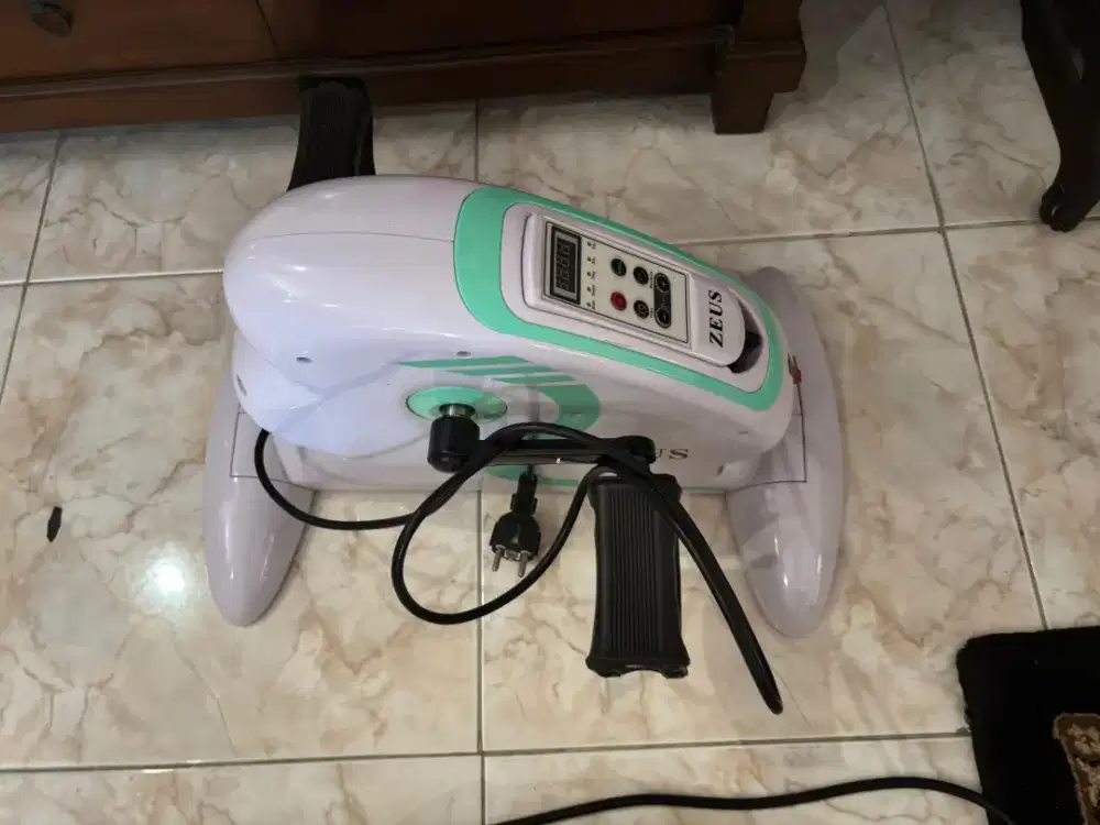 Alat Olahraga Zeus Mini Bike Electric