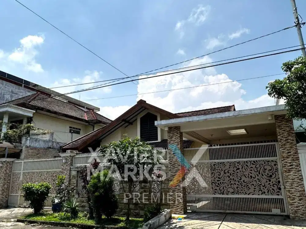 DIJUAL Rumah Bagus & Siap Huni di Daerah Jalan Sungai-Sungai, Blimbing Malang