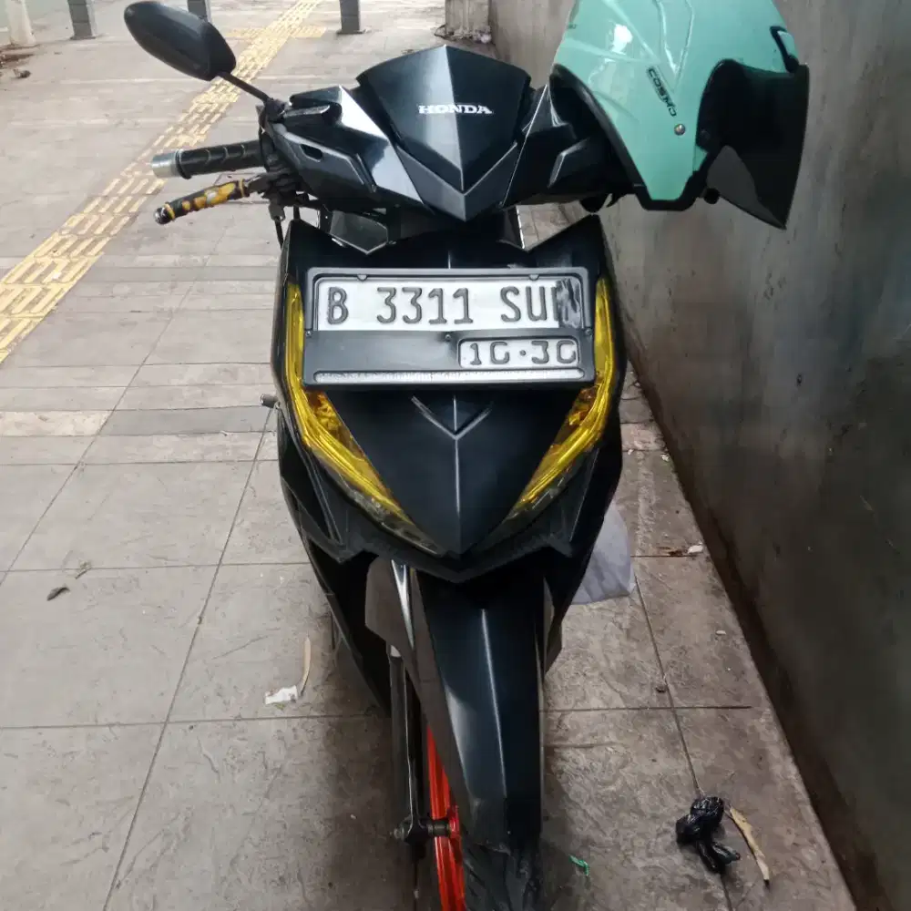 Jual motor honda vario 125 cc thn 2015