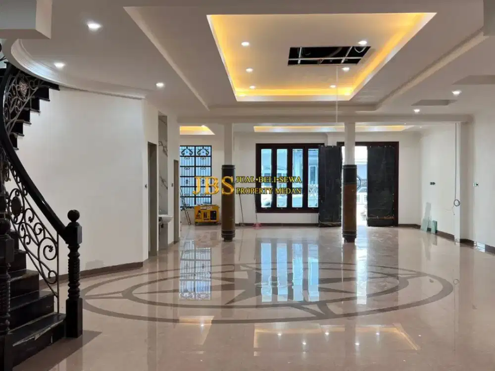 Jual Rumah Baru 2,5 Tingkat di Komplek Cemara Asri Jalan Kemuning - Medan