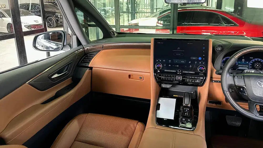 Toyota New Vellfire 2.5 HEV Hybrid Modellista VIP Executive 2024