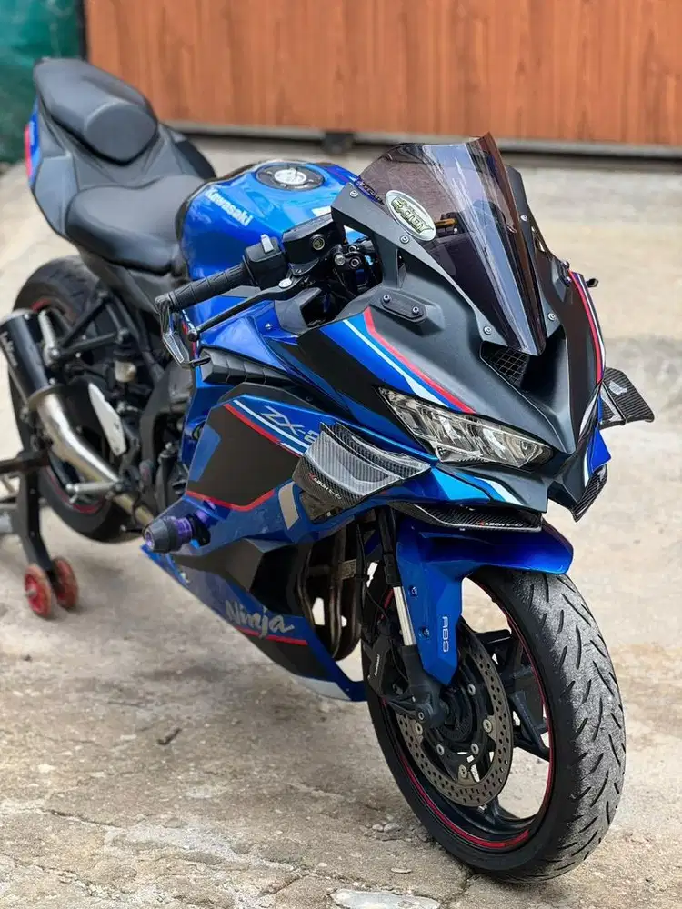 KAWASAKI NINJA ZX25R