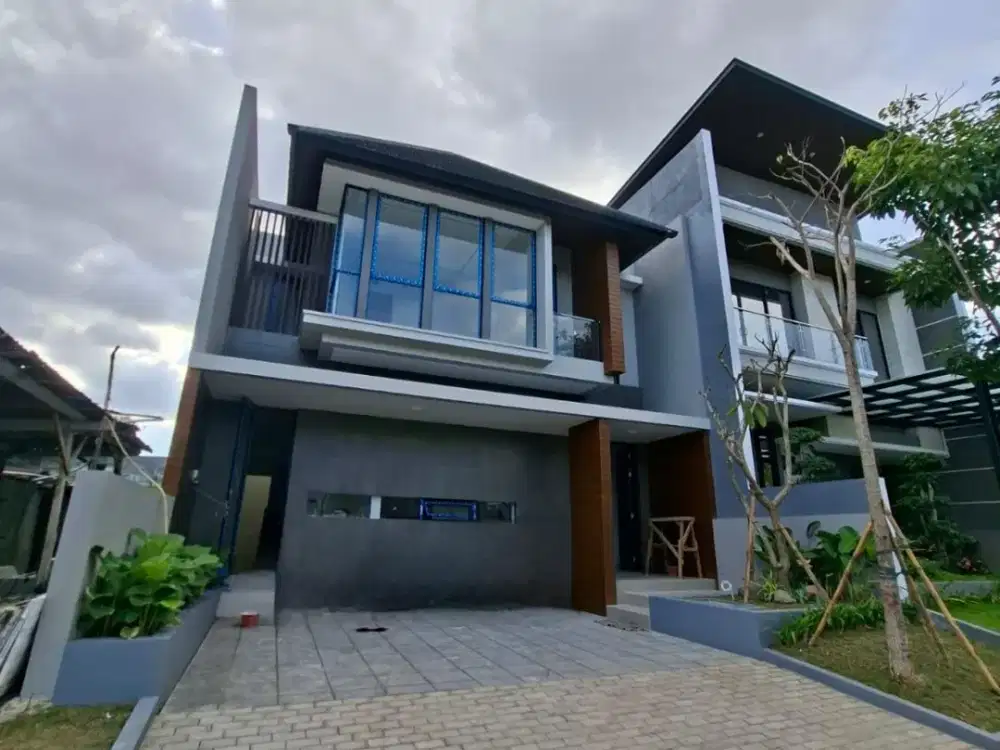 DIJUAL RUMAH SHM 2 LANTAI MODERN TROPICAL CITRALAND SURABAYA BARAT KUS30
