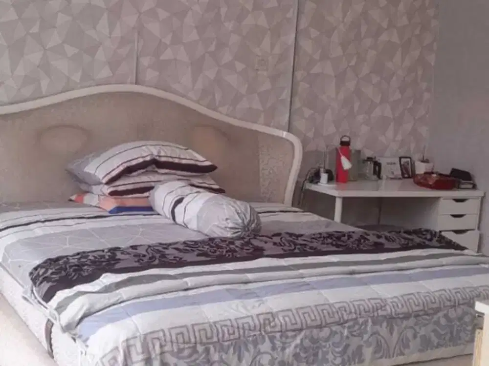 Rumah Siap Huni dalam Komplek di Custer Ozone Residence