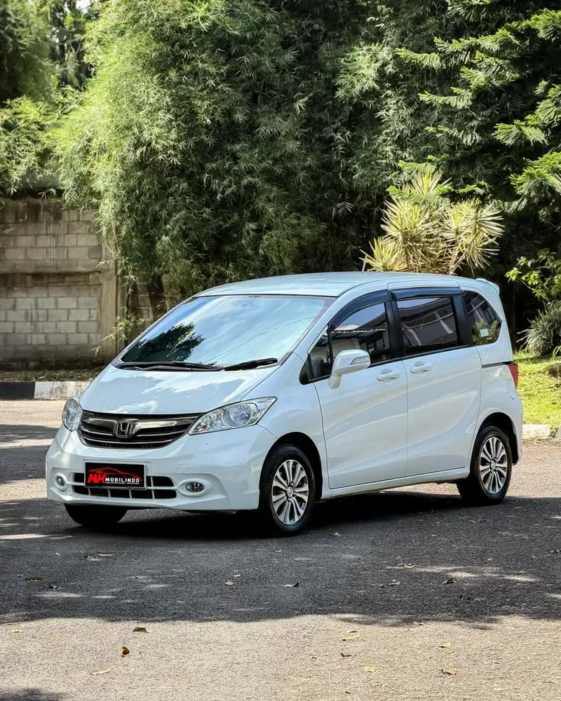 Honda Freed E PSD 2013 Double Blower