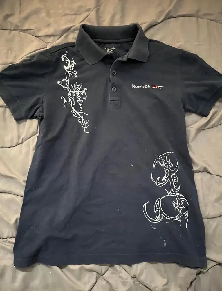 Rebook tshirt rework handpainted cybersigilism