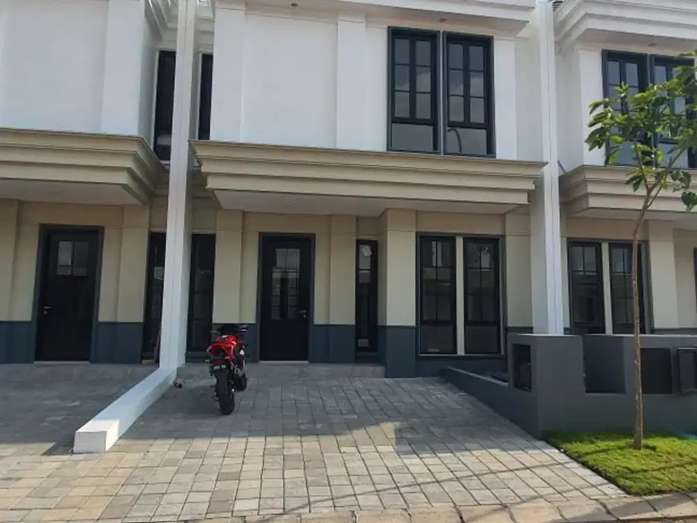 Hunian Eksklusif Rumah Dian Istana White House - Surabaya Barat