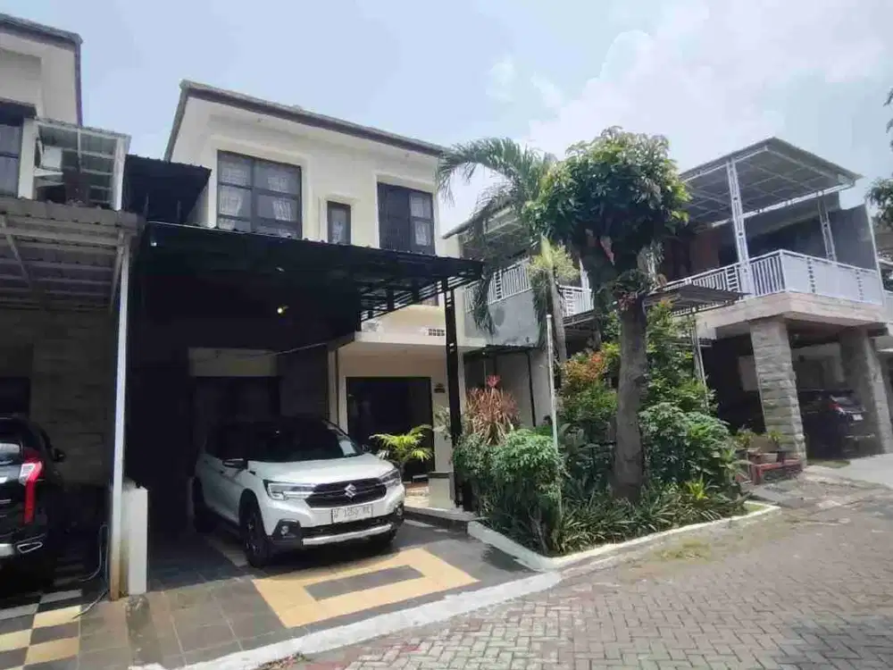 Rumah disewakan 2lantai Sidoarjo kota
