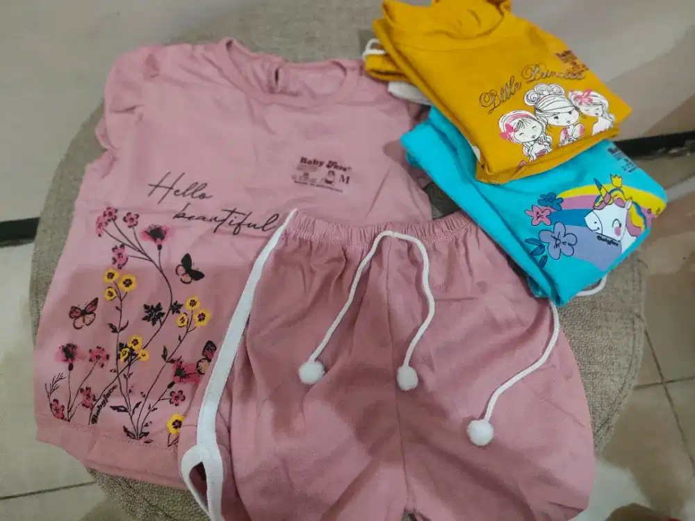 Baju bayi usia 6-9 bulan