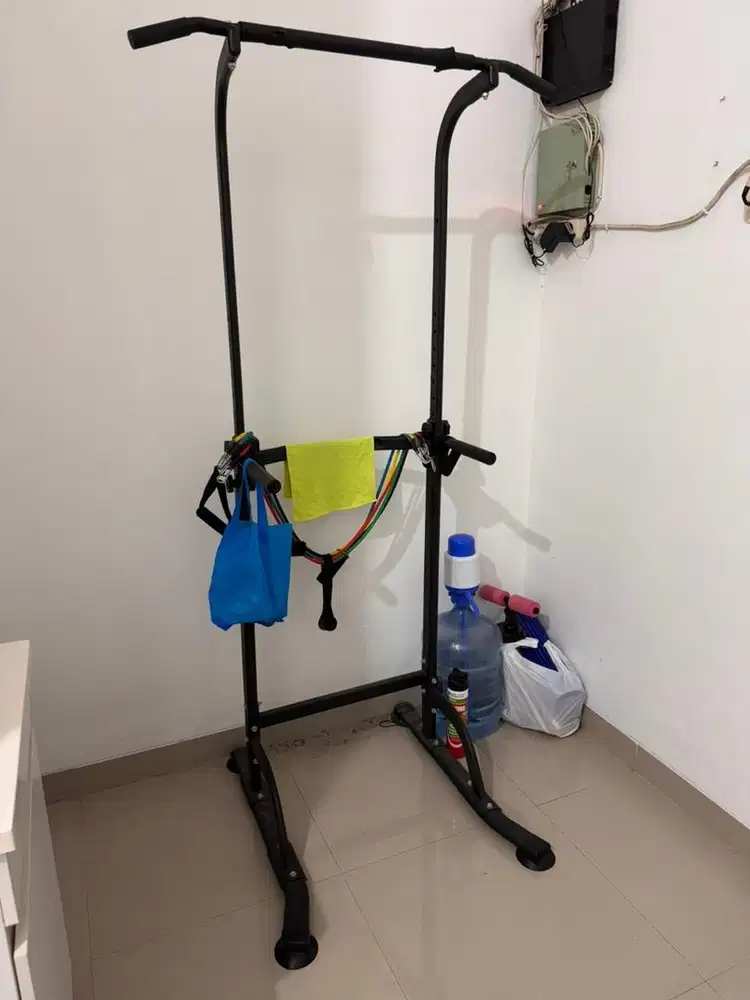 Alat Gym Pull Up Bar
