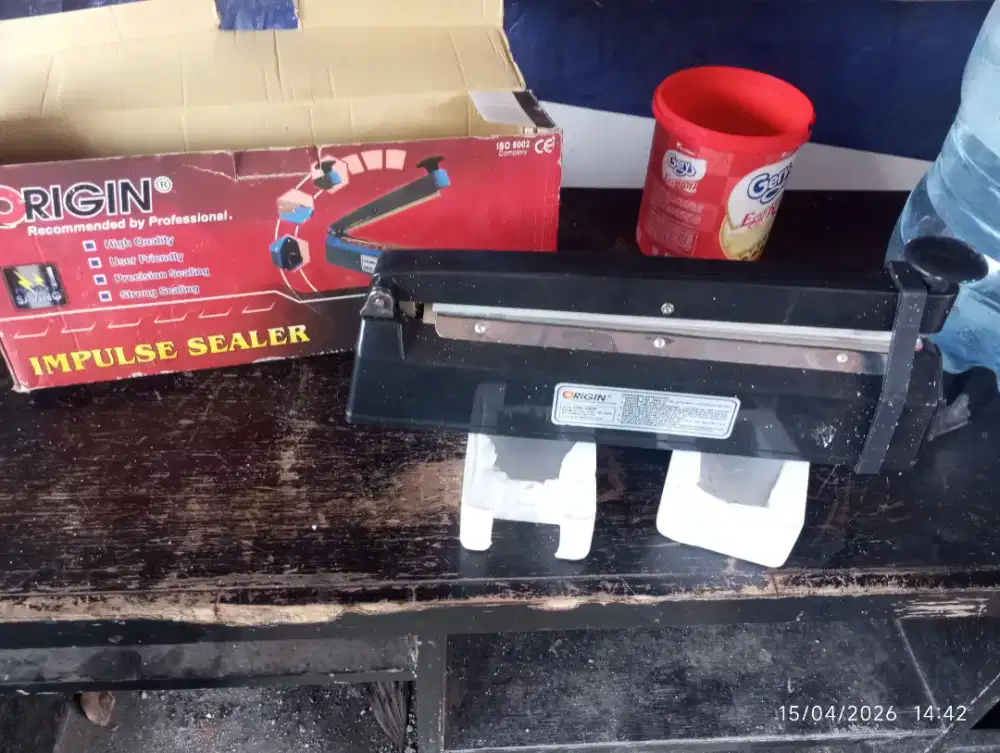 Mesin press plastik listrik