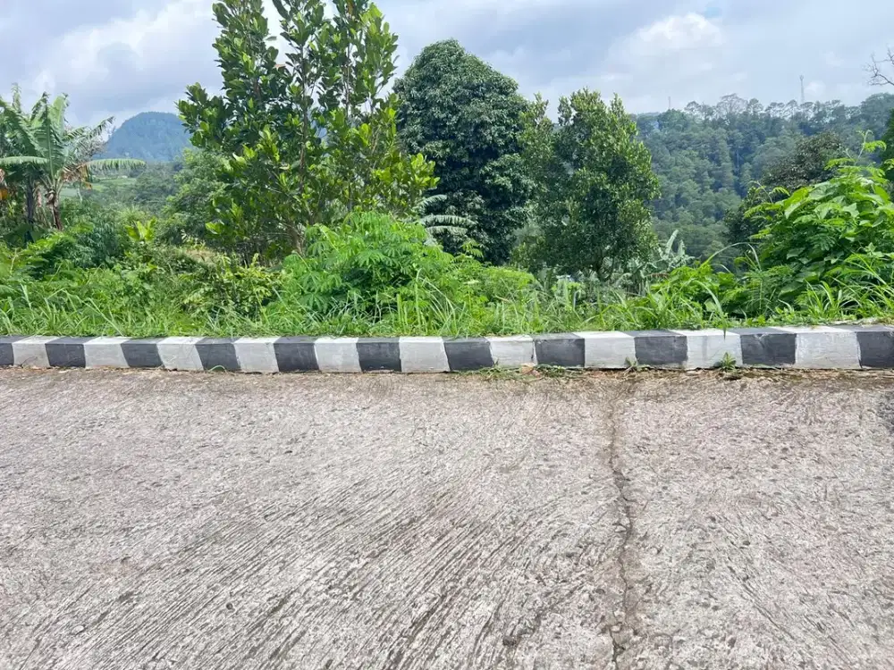 Tanah Strategis 1150m2 View Hamparan Bukit Tawangmangu, Karanganyar