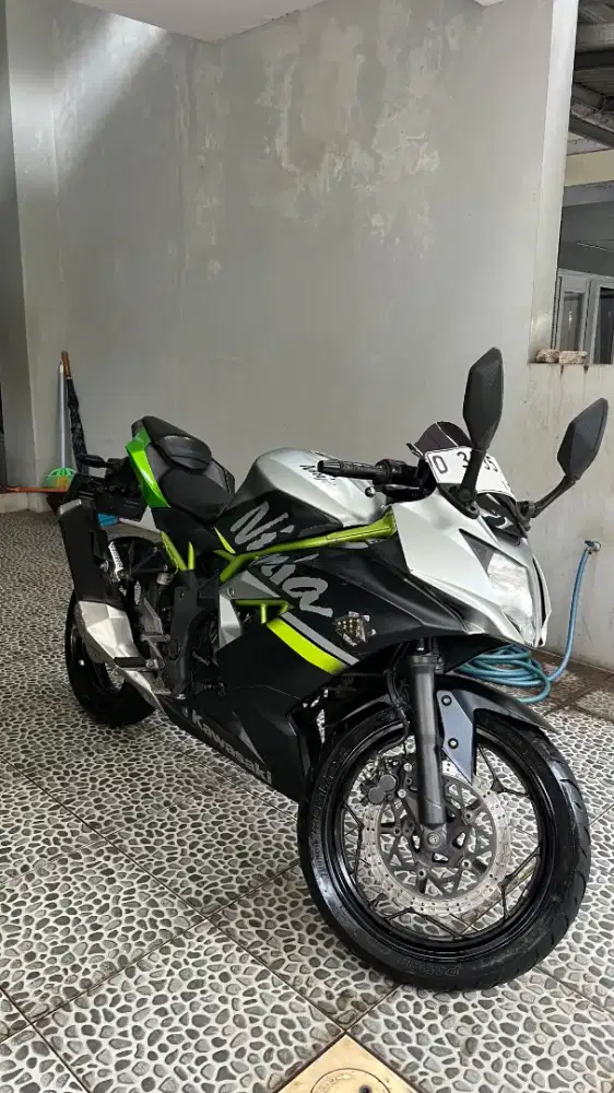 KAWASAKI, Ninja SL MONO 250 2019