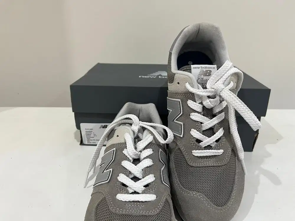 Sepatu new balance 574