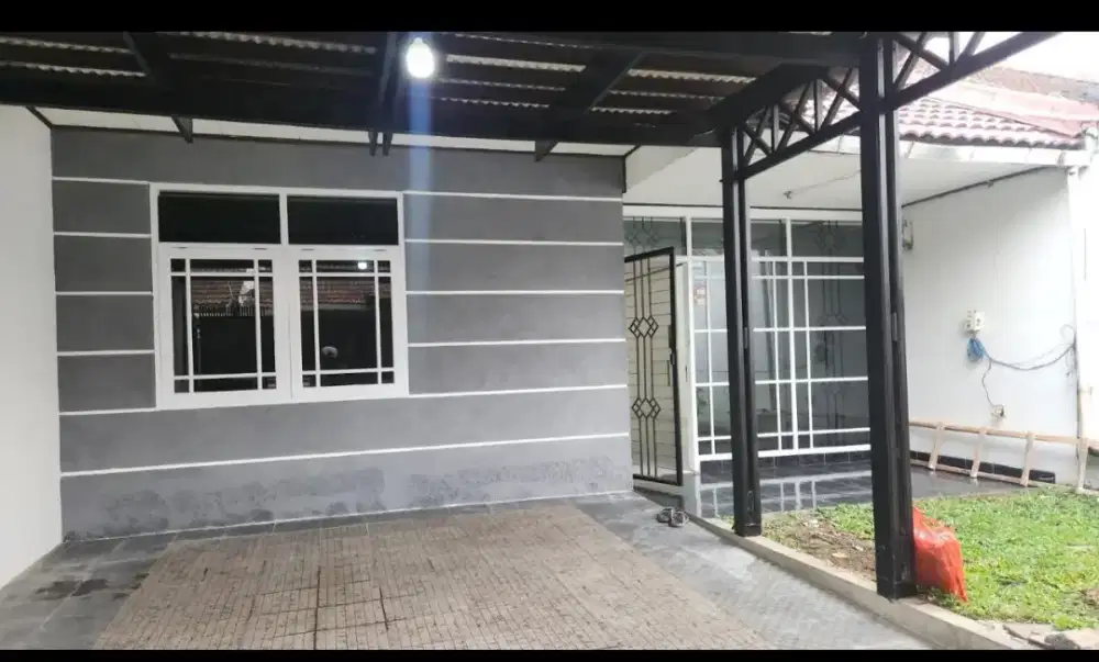 Di sewa rumah tinggal atau kantor di kota sayap BKR, Buah batu