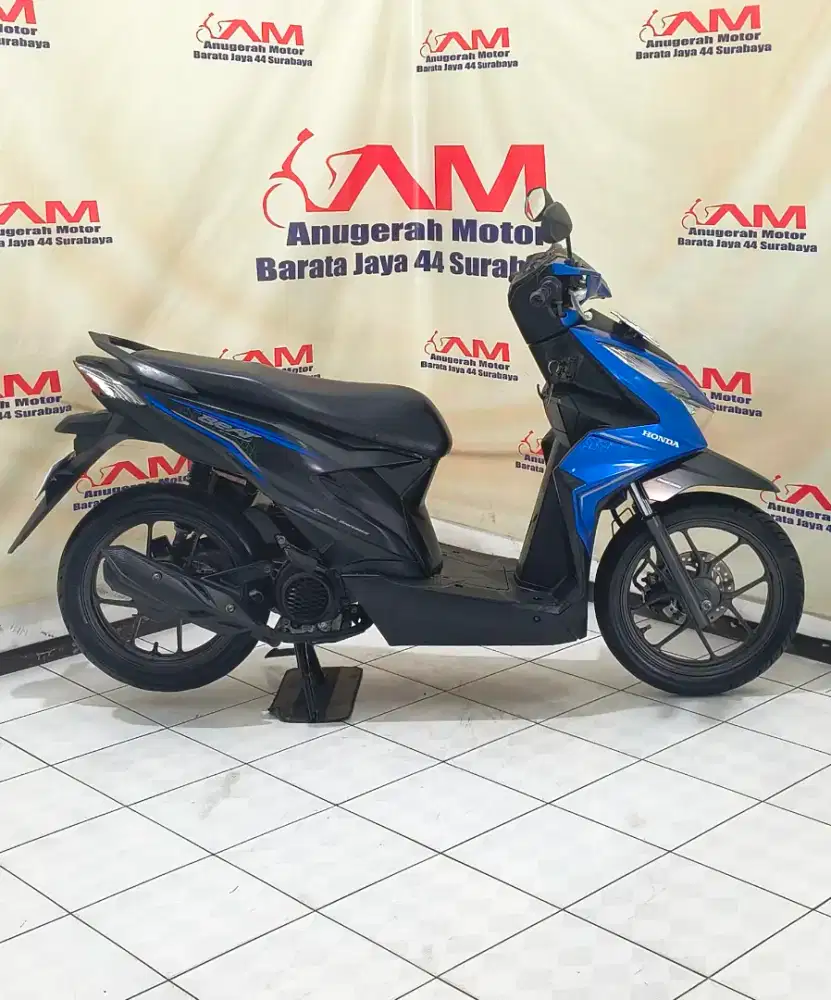 Honda Beat ECO Iss tahun 2020 warna  Biru Hitam