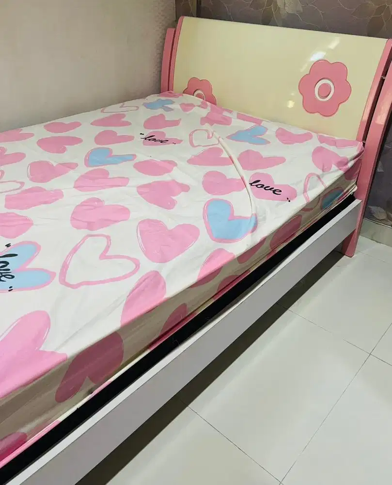 Tempat tidur 2 bed. uk. single