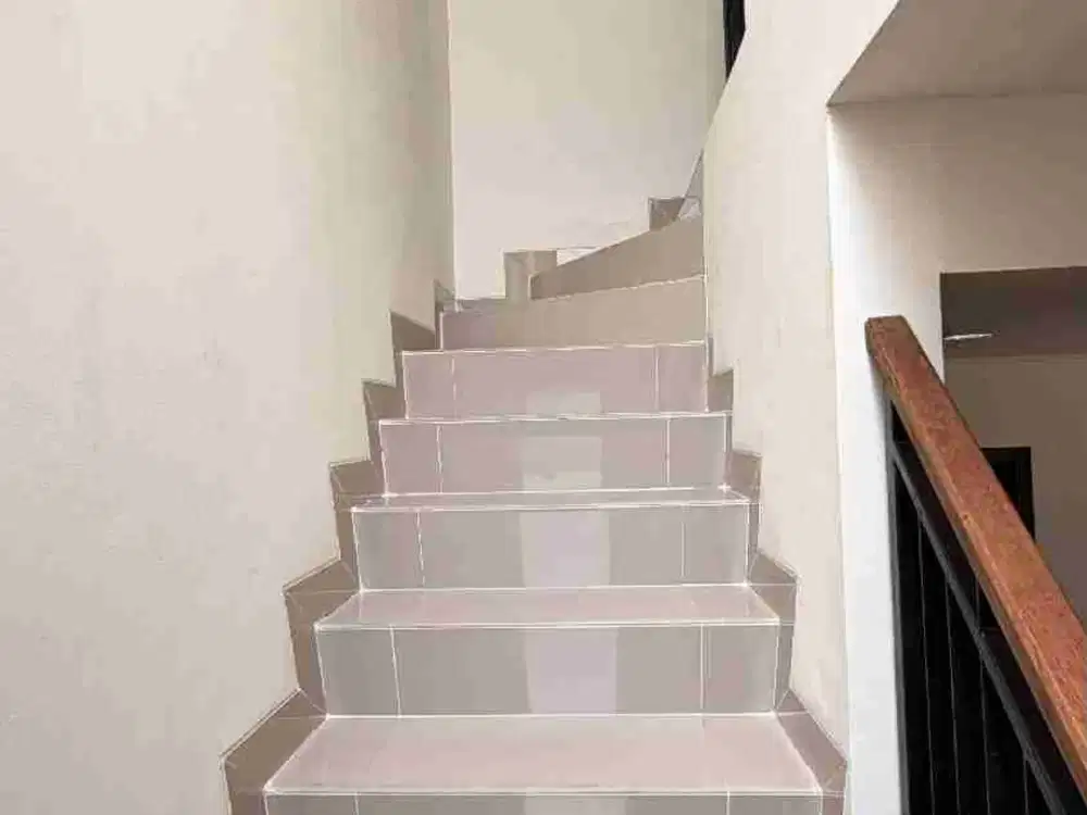 Disewakan Rumah Sedayu City 2 lantai furnished