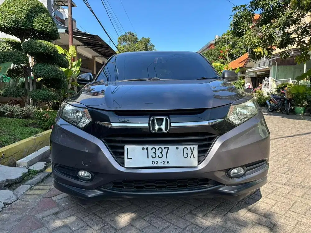 DIJUAL HONDA HRV 1.5 S MANUAL 2017 TERMURAH KONDISI ISTIMEWA