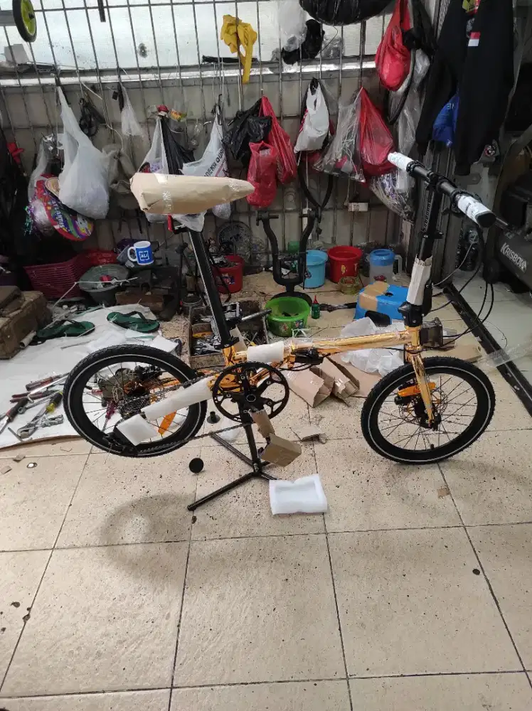 Element sepeda lipat gold edition