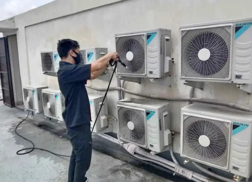 Kami menerima jasa servis panggilan