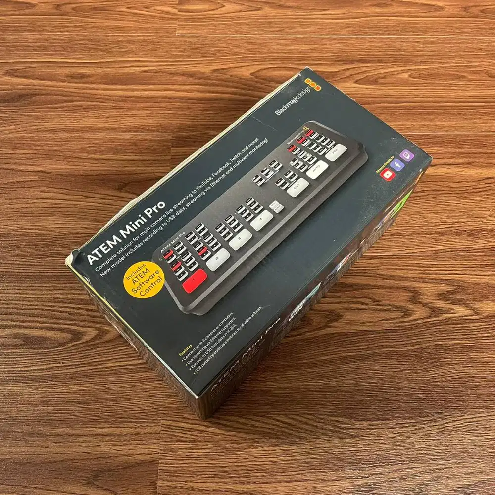 BLACK MAGIC ATEM MINI PRO! LIKE NEW!!