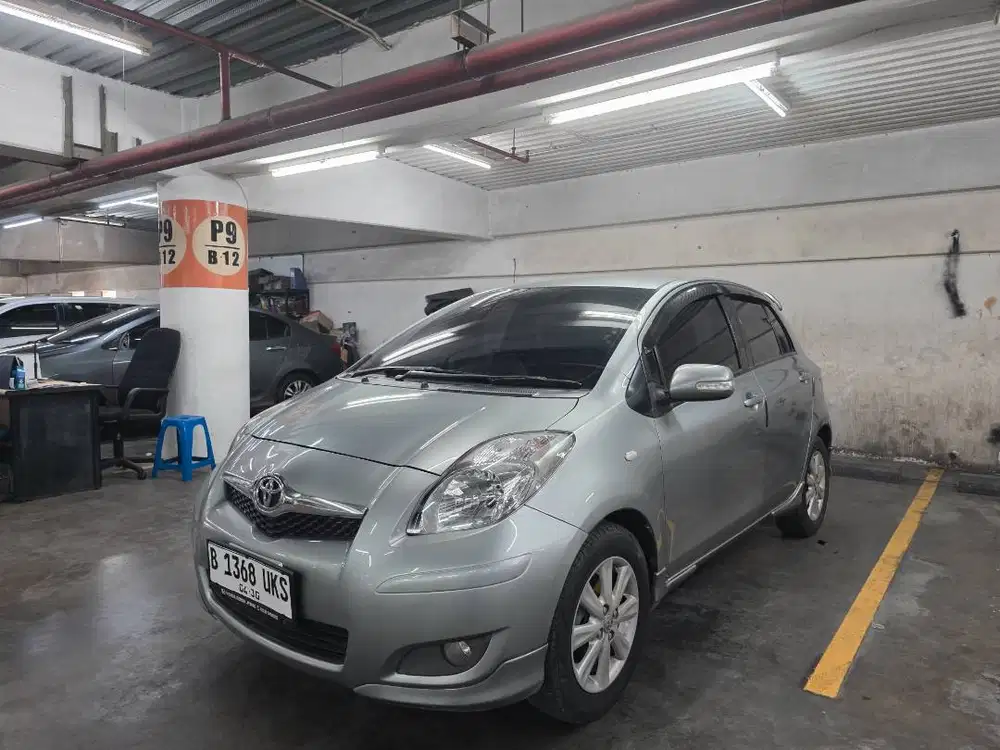 TOYOTA YARIS 2011 E MATIC 1.5