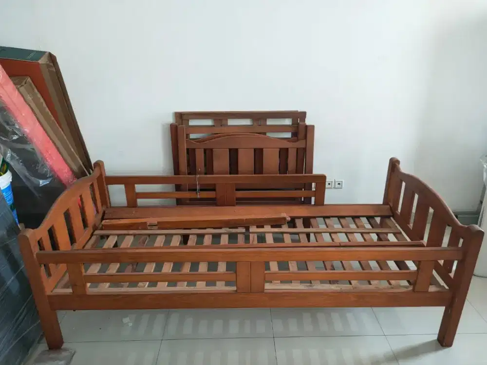 Ranjang kayu Tingkat - HAKARI HK5563 - 90 X 200