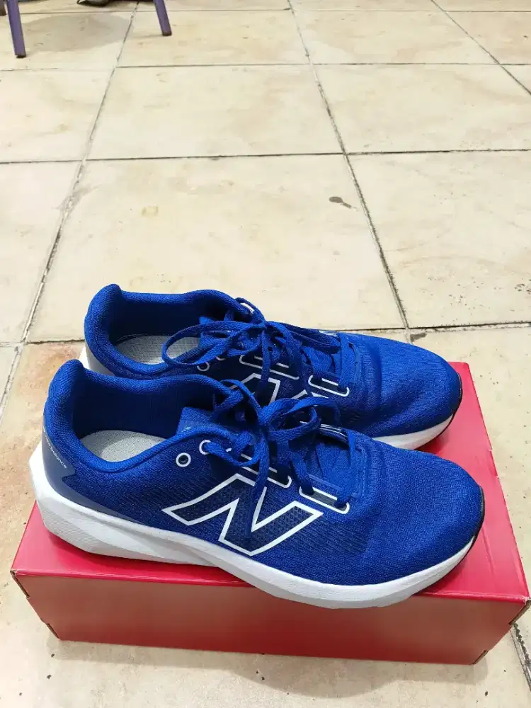 New balance 413 size 42 ori