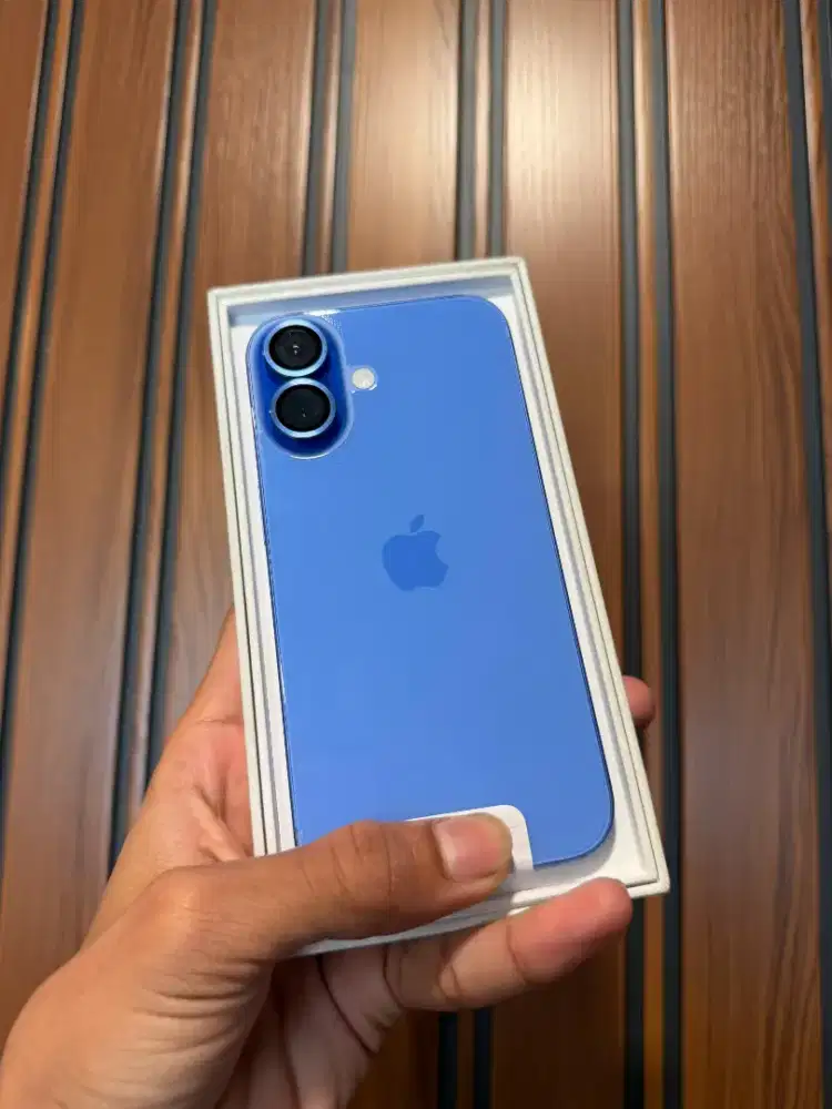 iPhone 16 basic ultramarine 128gb iBox