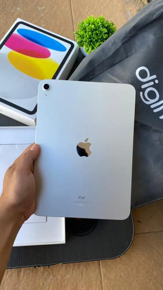IPAD GEN 10 64GB IBOX LIKE NEW