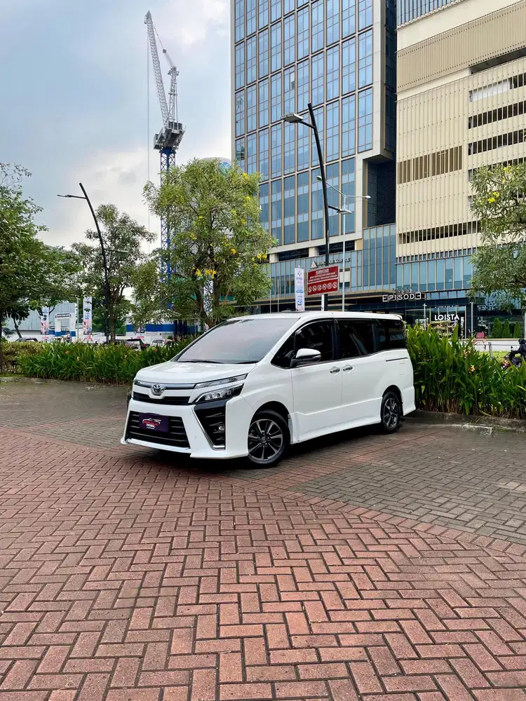 Toyota Voxy 2.0 Matic 2018
Odo (87rb) mobil siap pakai no pr