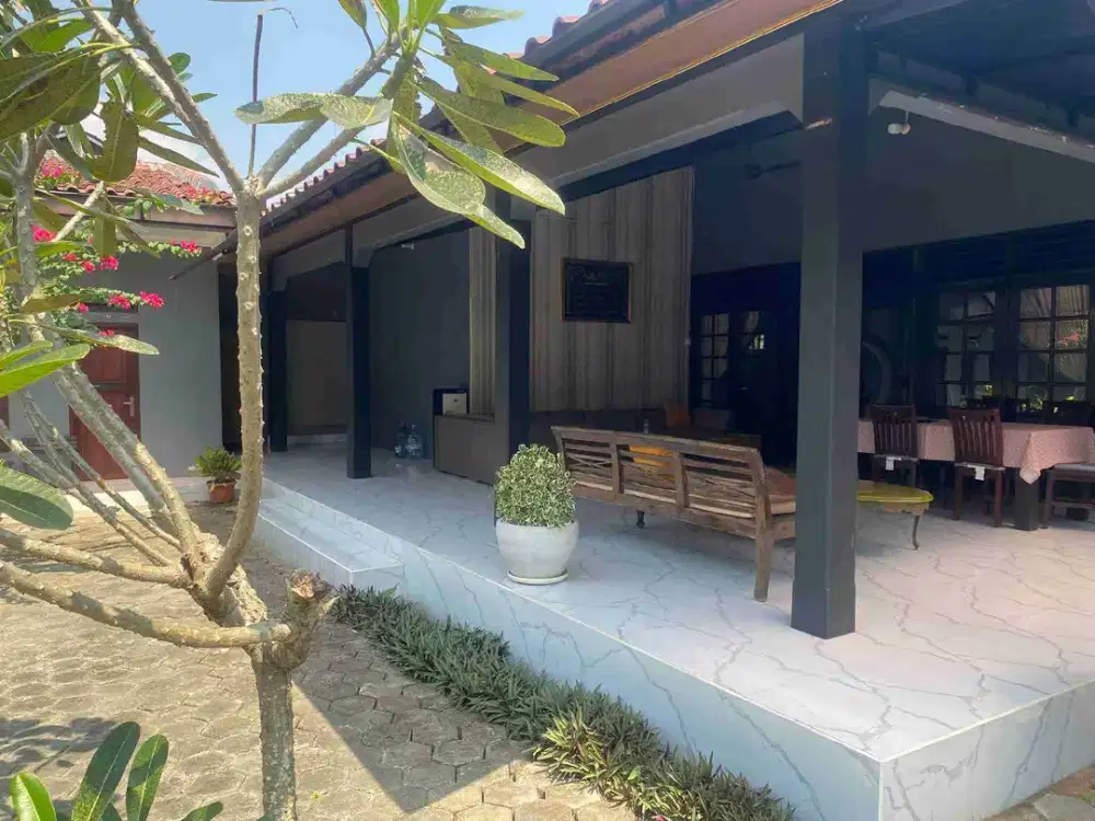 Dijual Rumah Mewah Full Furnished di Jl Ahmad Yani Cipaisan Kota Purwakarta