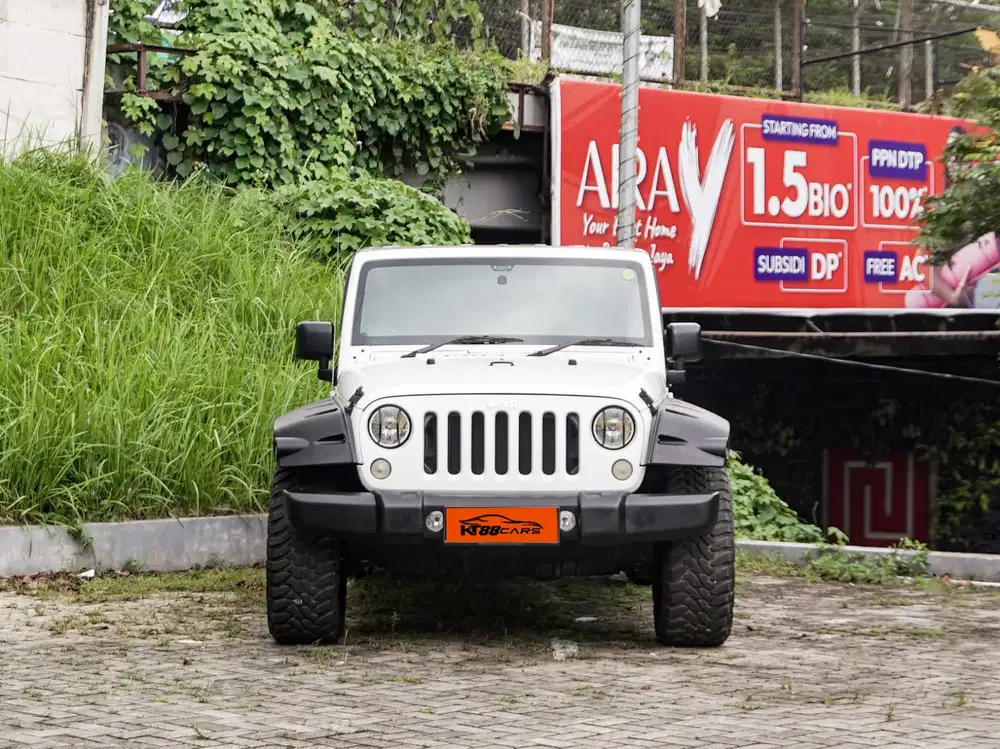 Jeep Wrangler 2011 Bensin