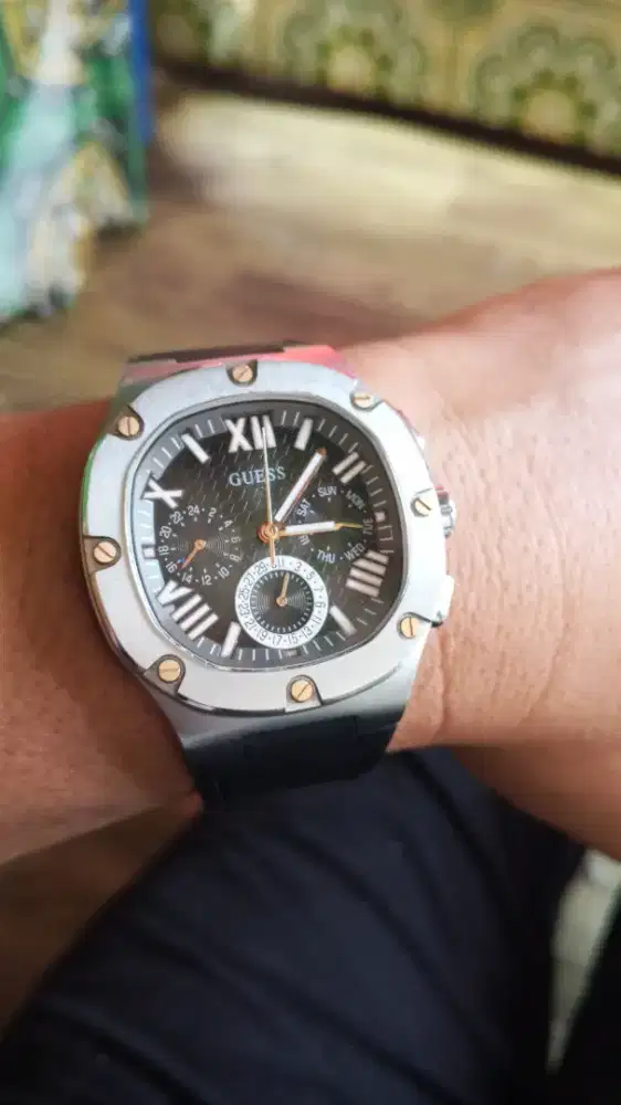 Jam tangan Guess original mulus