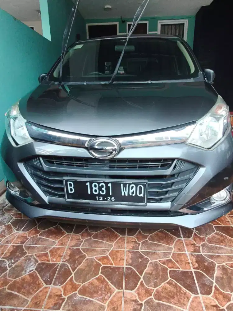 Sigra Abu metalic 2016 M/T