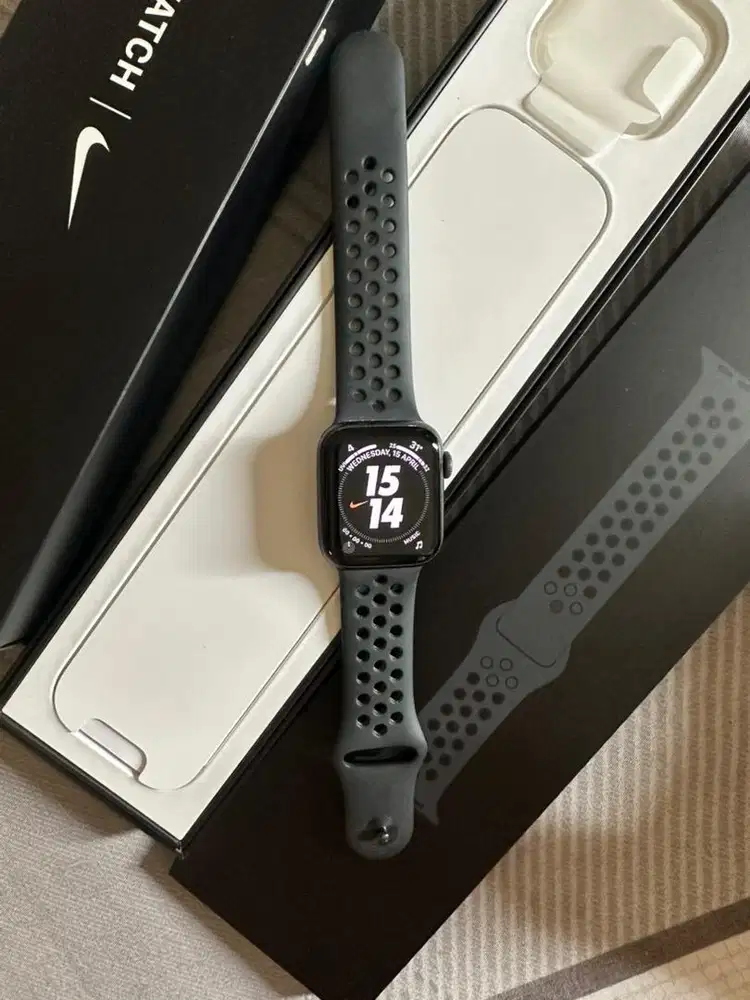 Apple watch se nike 40inch