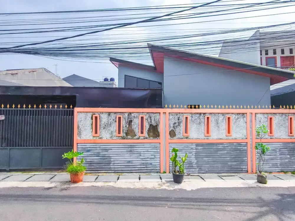 Rumah LT 189 Hadap Selatan 10 Menit ke AEON Mall Tanjung Barat J-46532