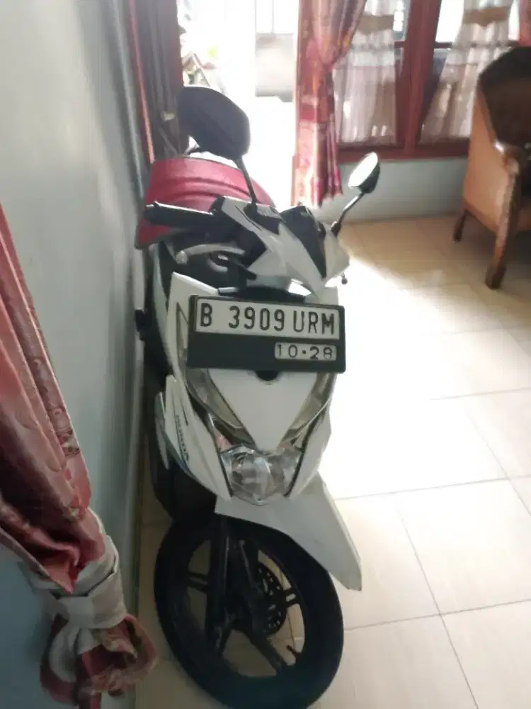 Honda beat tahun 2018