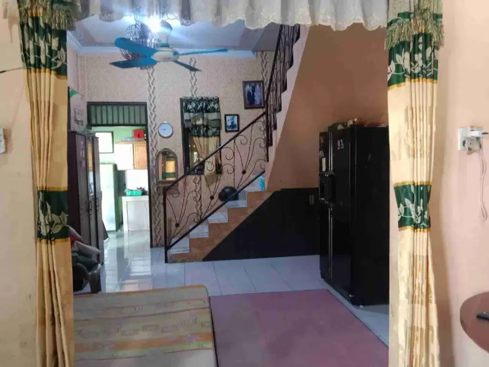 DIJUAL MURAH..Rumah 2 lantai SHM 4mnt Ke Supermarket Berastagi Cemara