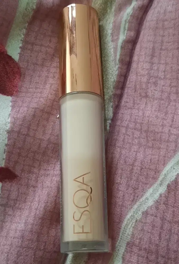 Esqa flawless liquid concealer seri milkshake