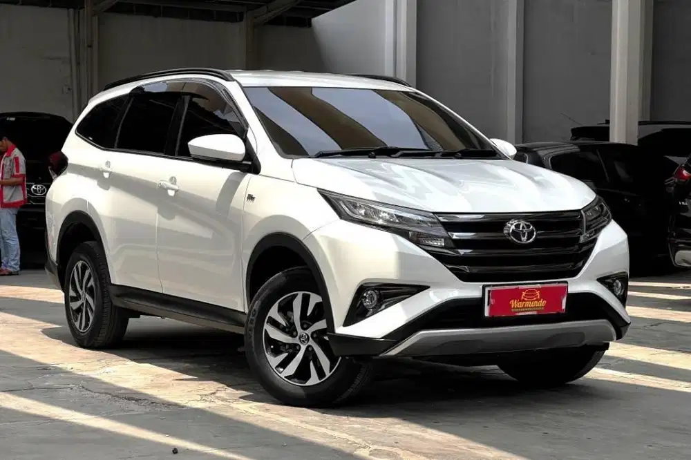 Toyota Rush 1.5 G Matic tahun 2019 Putih Rush AT DP minim 27 juta