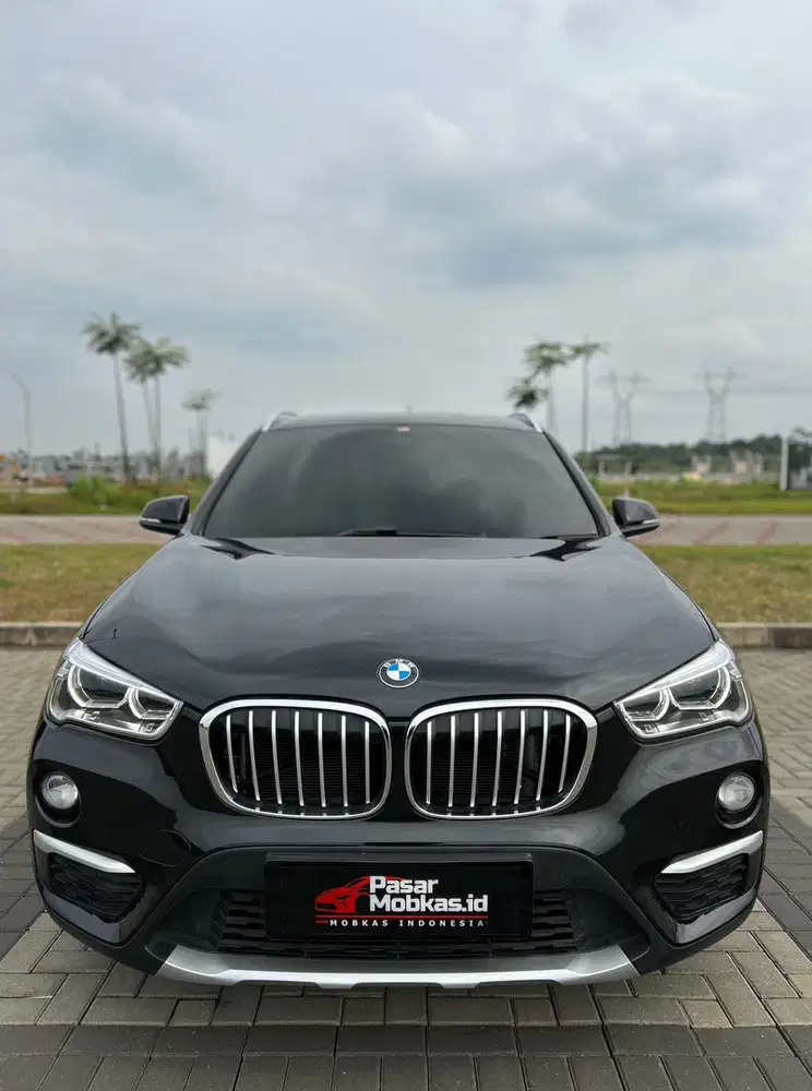 BMW X1 sDrive18i xLine 2018 ( SUPER LOW KM )