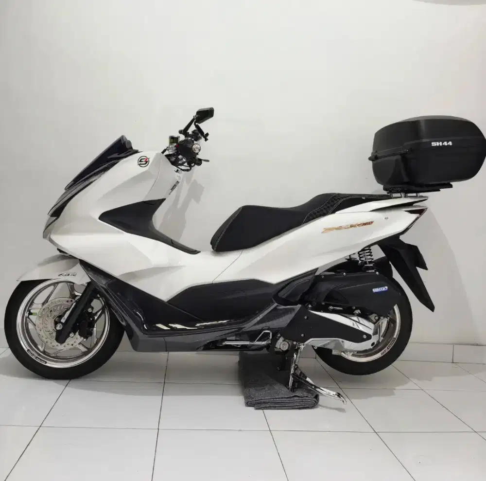 PCX 160 ABS 2023 PUTIH