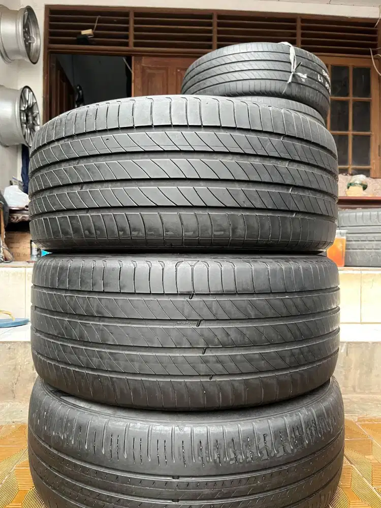 Ban Michelin Primacy 4  225 50 r17  2Pcs