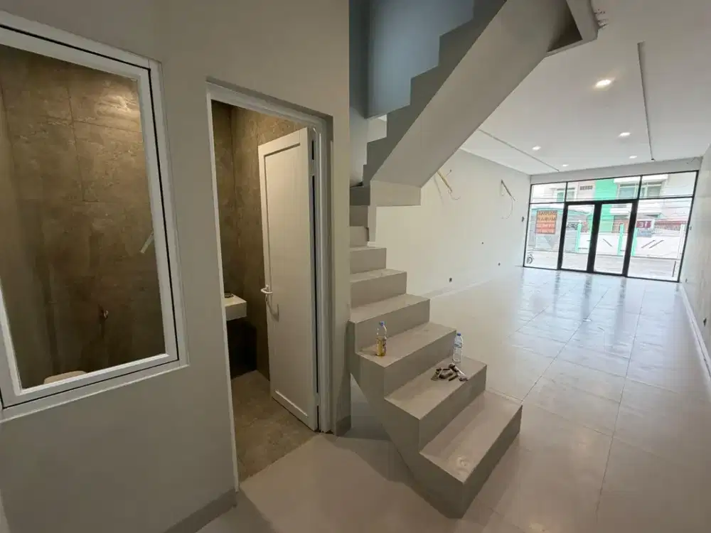 Dijual Ruko di Muara Karang, Ukuran 4X17m2, Hadap Utara, HGB