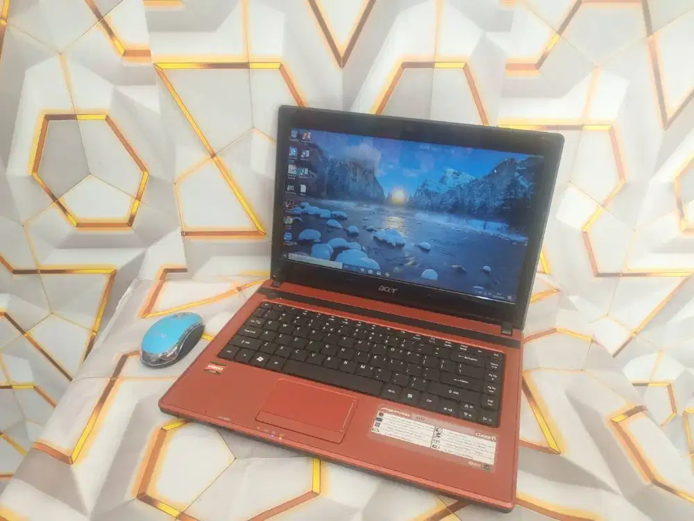LAPTOP ACER ASPIRE 4253 AMD E-350 RAM 5GB SSD 256GB HDD 500GB 2.3