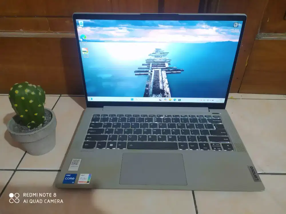 Lenovo IP Slim5/core i5-gen11/RAM 8/SSD512 /VGA Intel iris Xe Graphics