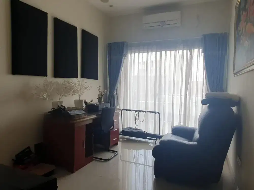 Dijual Rumah Mewah 3 Lantai siap Huni Lokasi di Komplek Akita Bojongsoang Bandung